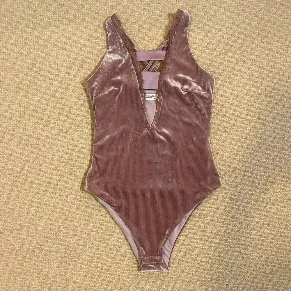 E&I The Label Mauve Velvet V-Neck Strappy Bodysuit